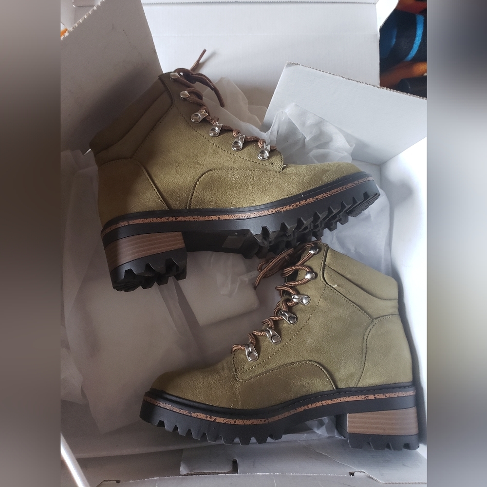 Macy boots
